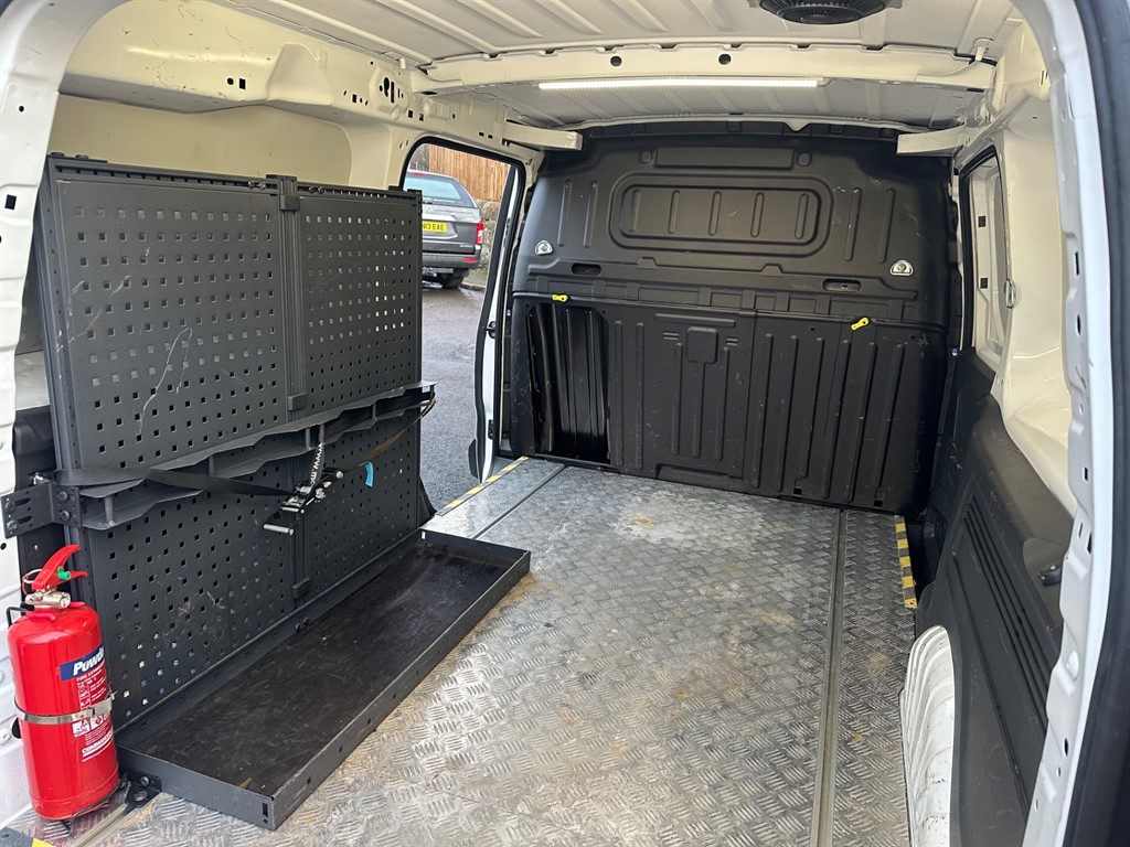 Used Peugeot Partner 2020 for sale - 76847321: Photo 16