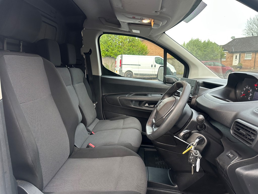 Used Peugeot Partner 2020 for sale - 76847321: Photo 18