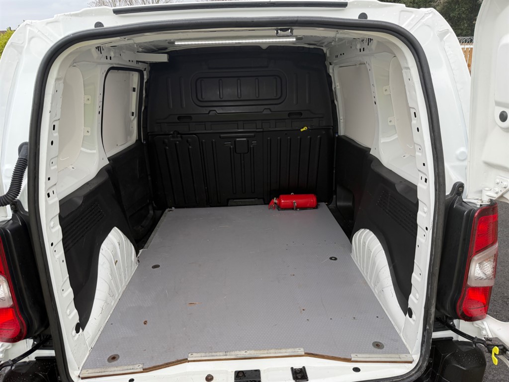 Used Peugeot Partner 2021 for sale - 77988846: Photo 27