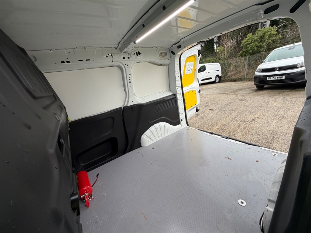 Used Peugeot Partner 2021 for sale - 77988846: Photo 36