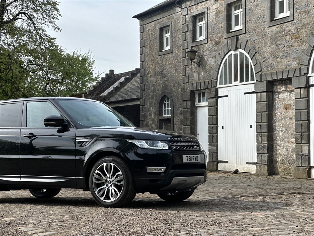 Used Land Rover Range Rover Sport 2015 for sale - 78022697: Photo 2