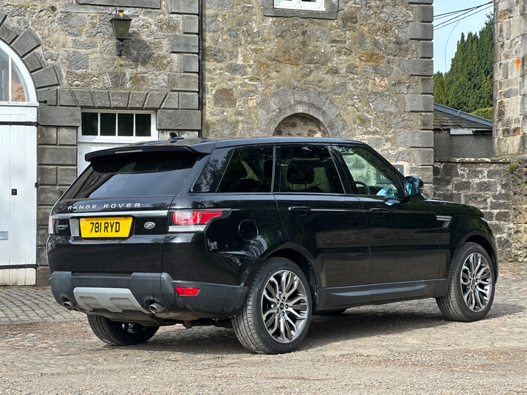 Used Land Rover Range Rover Sport 2015 for sale - 78022697: Photo 9