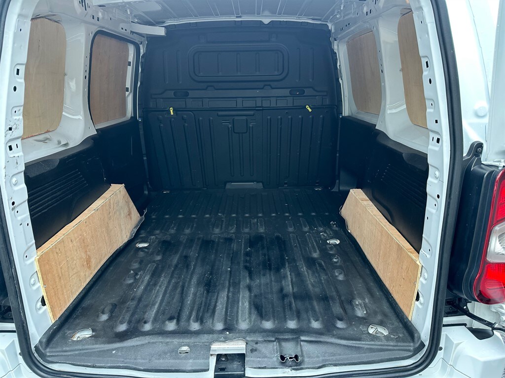 Used Peugeot Partner 2022 for sale - 77256631: Photo 10