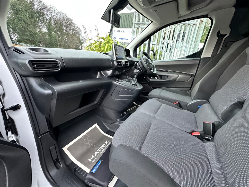 Used Peugeot Partner 2022 for sale - 77256631: Photo 35
