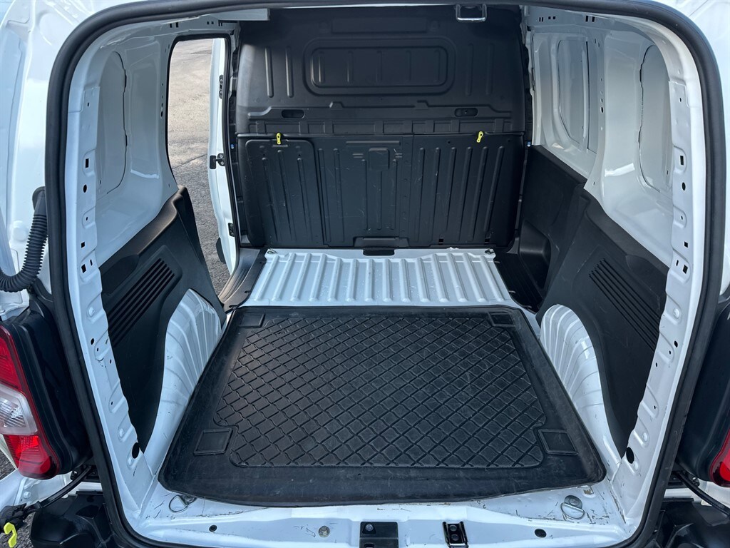 Used Citroen Berlingo 2021 for sale - 76984391: Photo 17