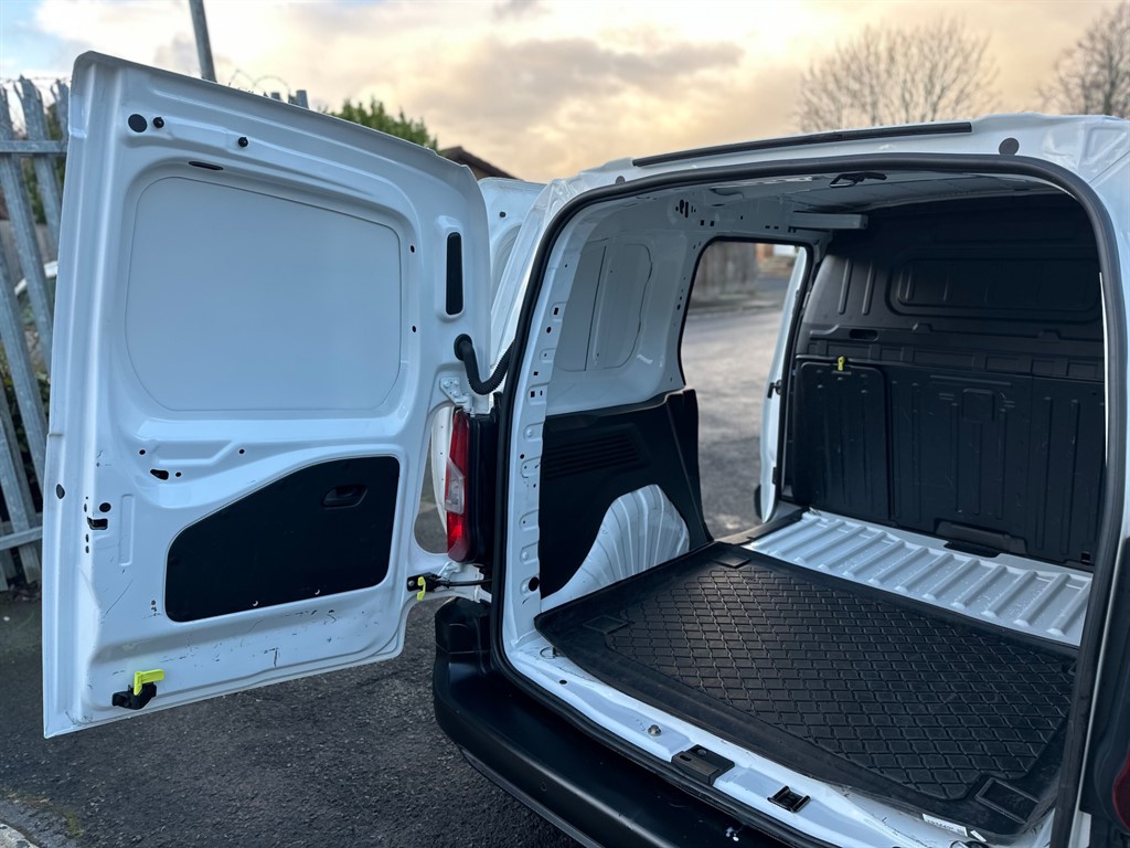 Used Citroen Berlingo 2021 for sale - 76984391: Photo 18