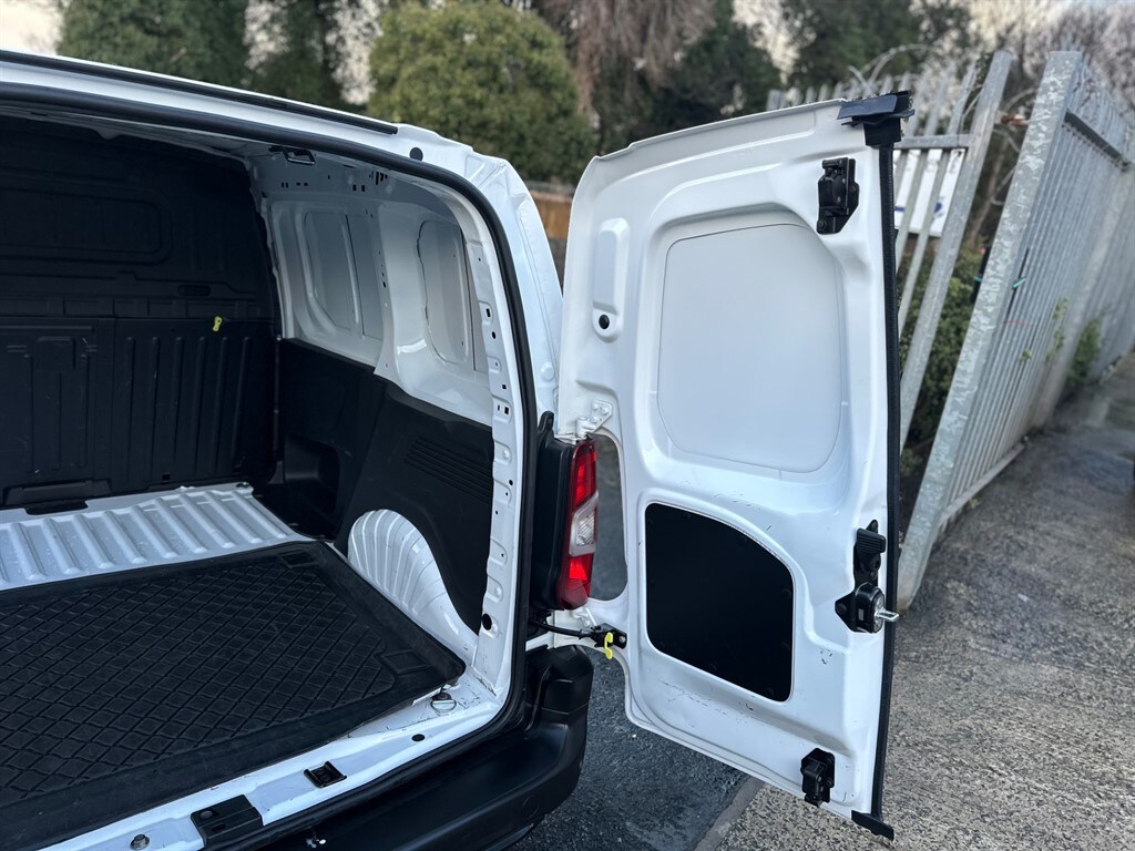 Used Citroen Berlingo 2021 for sale - 76984391: Photo 19