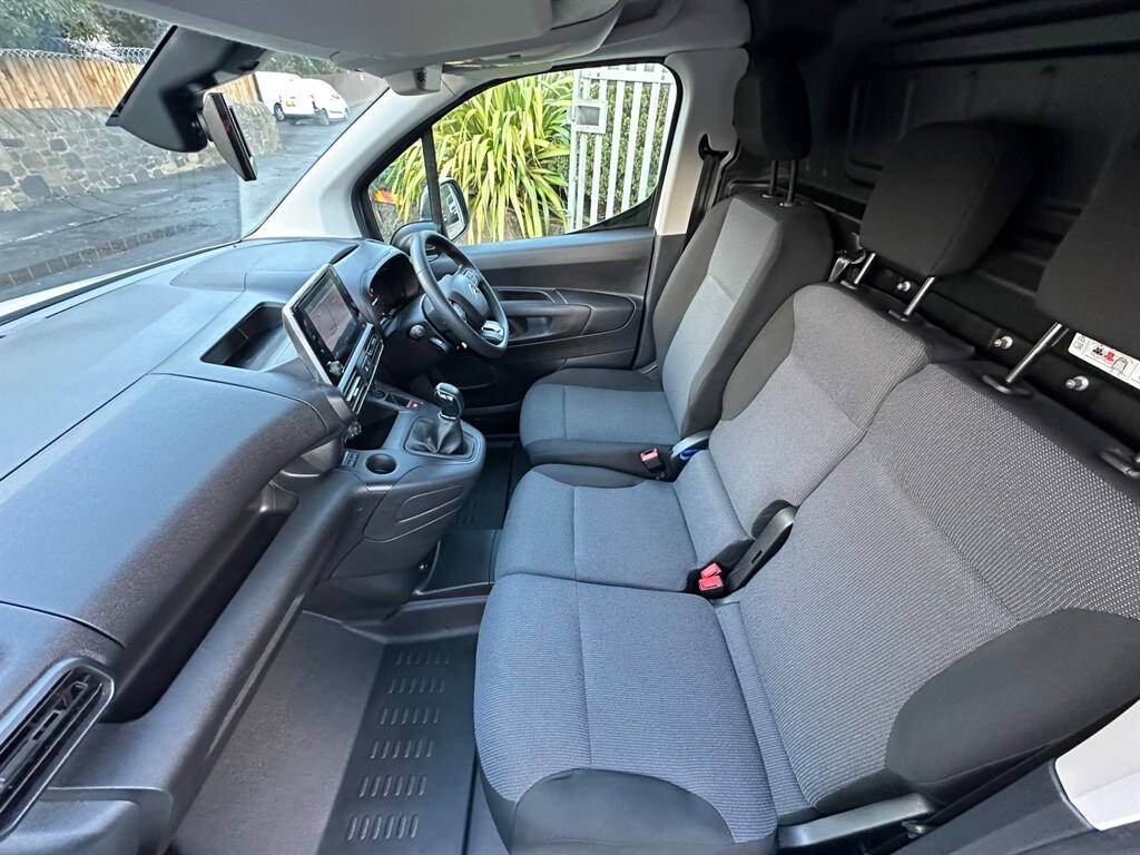 Used Citroen Berlingo 2021 for sale - 76984391: Photo 35