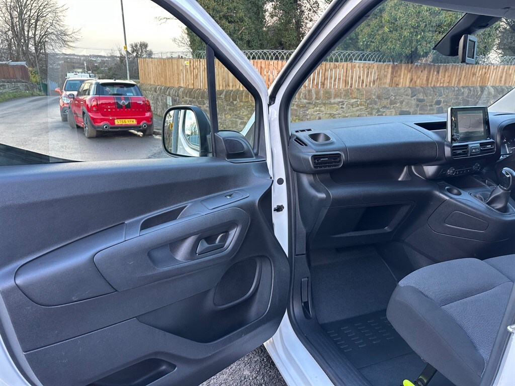 Used Citroen Berlingo 2021 for sale - 76984391: Photo 41