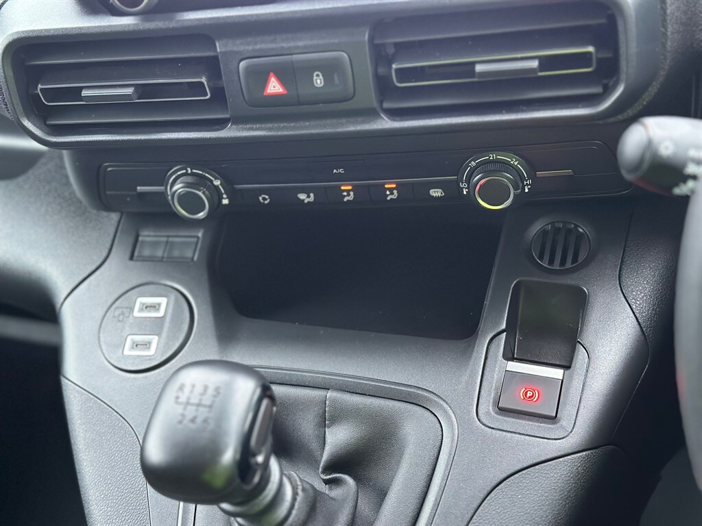 Used Peugeot Partner 2024 for sale - 77256648: Photo 35