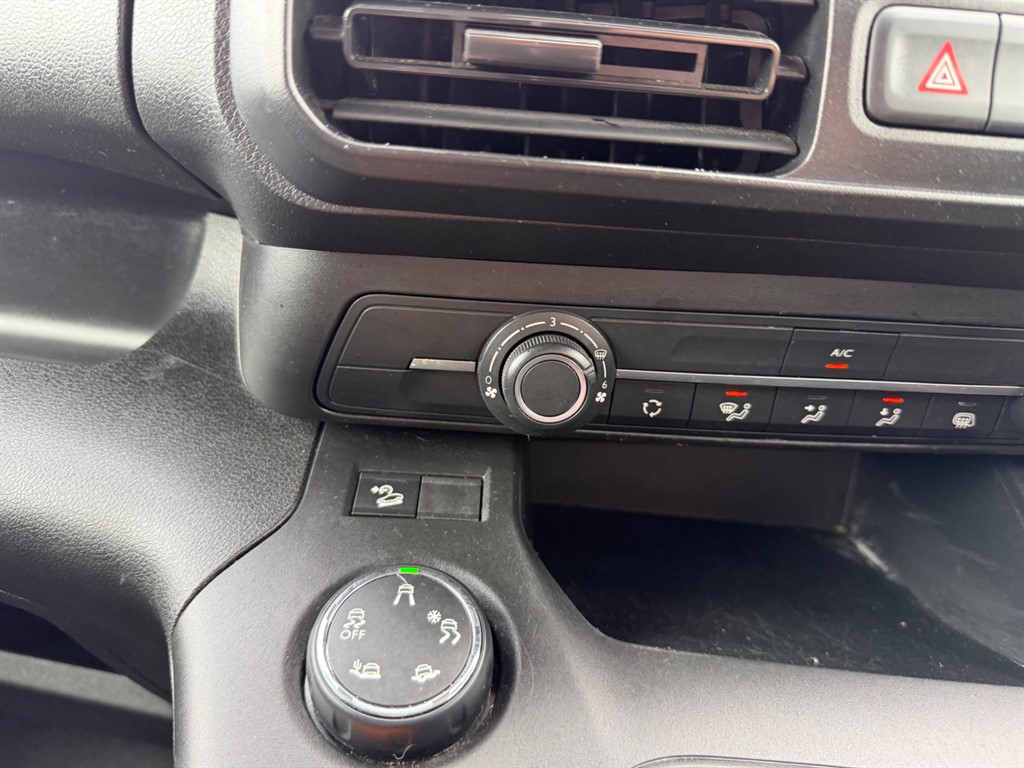 Used Peugeot Partner 2020 for sale - 77890246: Photo 33