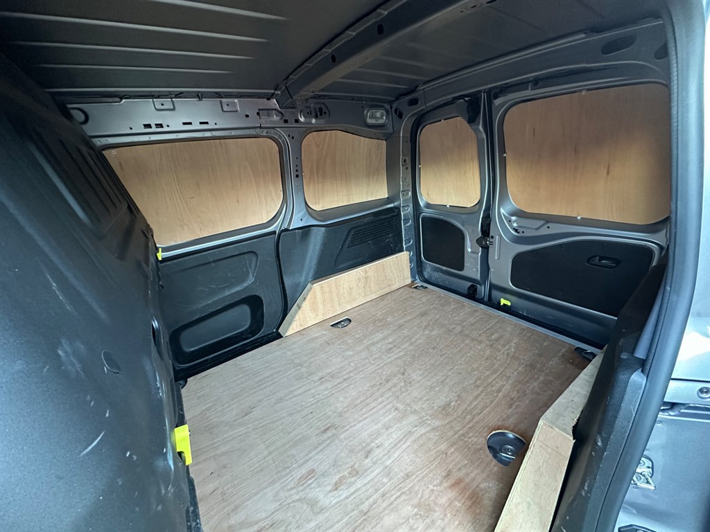 Used Peugeot Partner 2022 for sale - 76696730: Photo 14