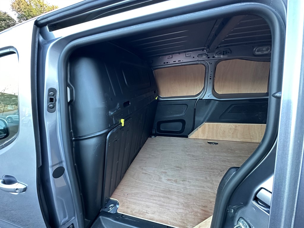 Used Peugeot Partner 2022 for sale - 76696730: Photo 15