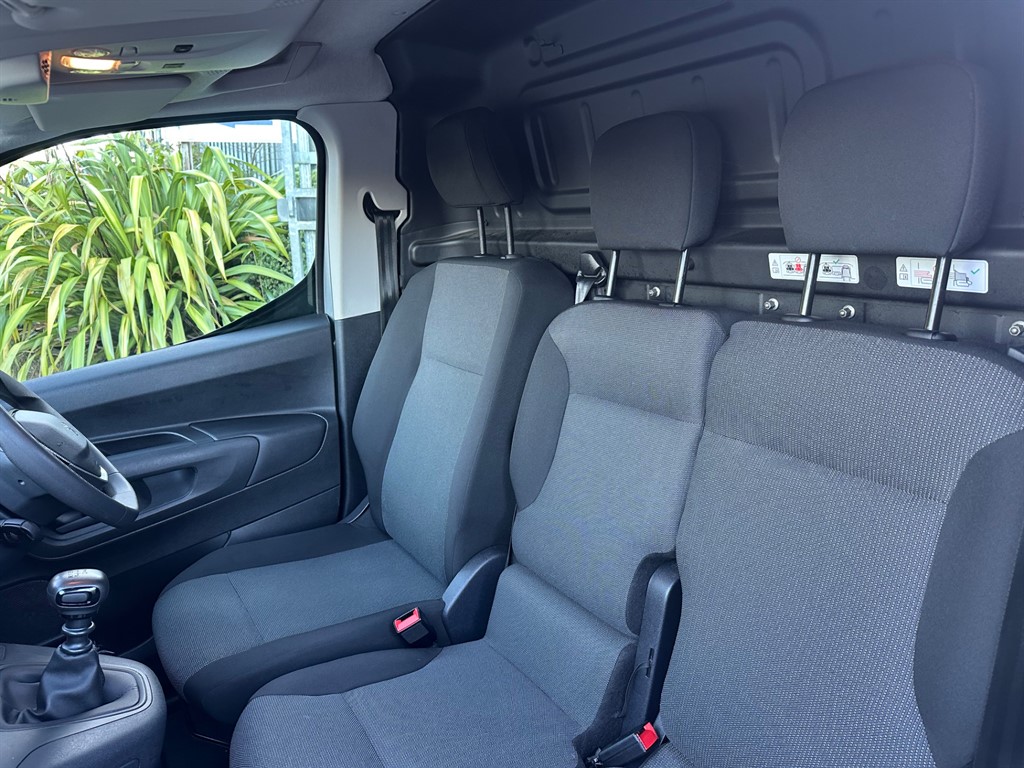 Used Peugeot Partner 2022 for sale - 76696730: Photo 26