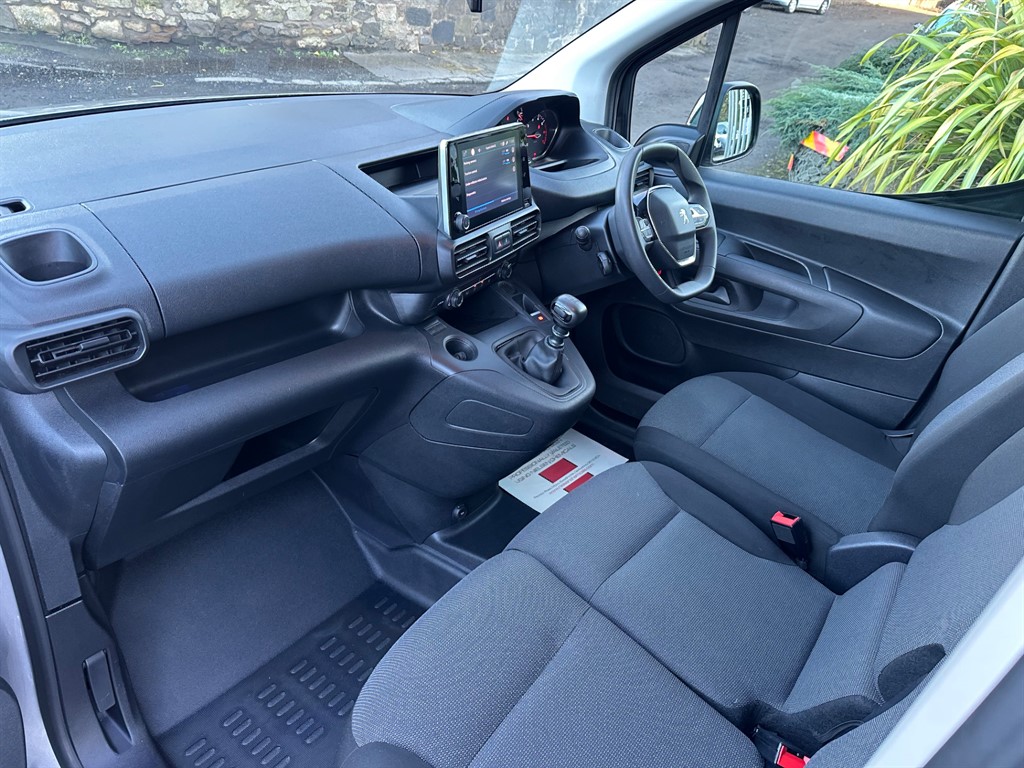 Used Peugeot Partner 2022 for sale - 76696730: Photo 27