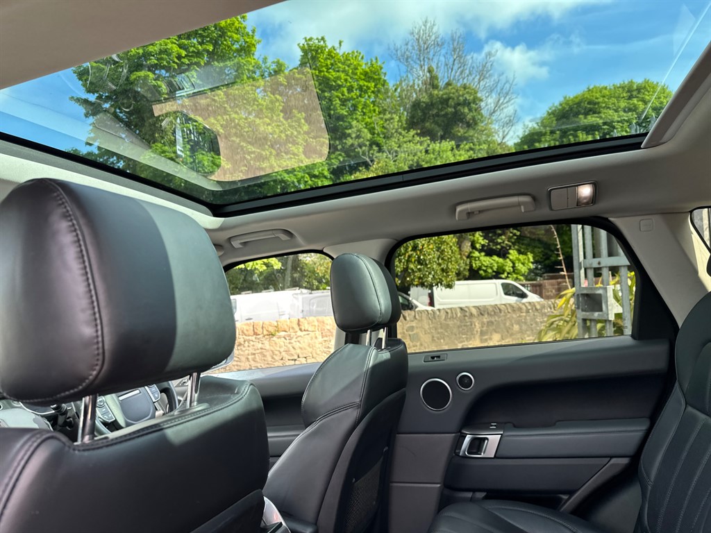 Used Land Rover Range Rover Sport 2015 for sale - 77983115: Photo 43