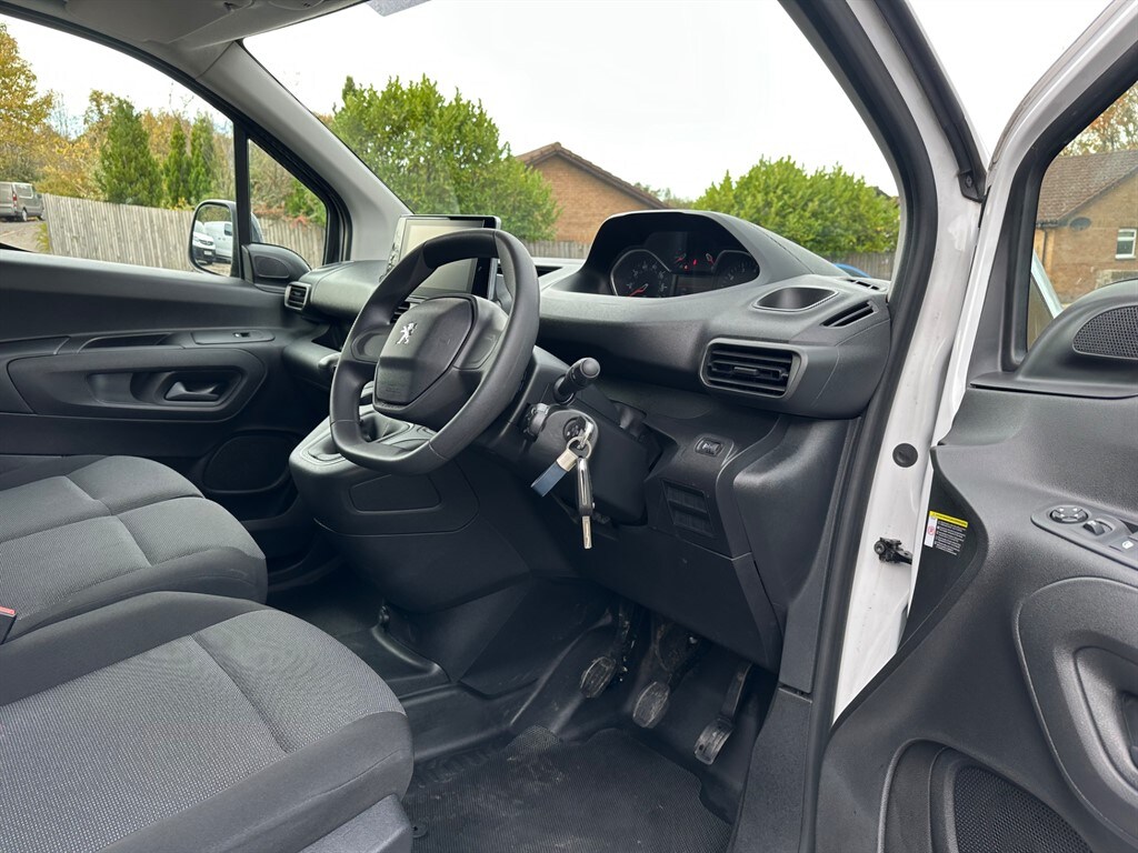 Used Peugeot Partner 2022 for sale - 76420710: Photo 33