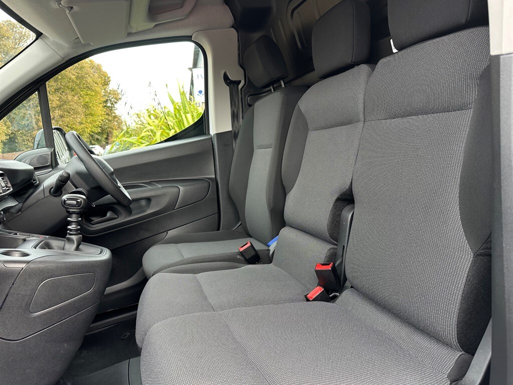 Used Peugeot Partner 2022 for sale - 76420710: Photo 36