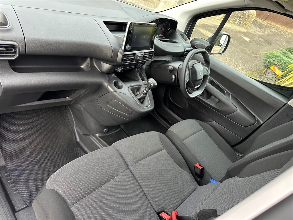 Used Peugeot Partner 2022 for sale - 76420710: Photo 37