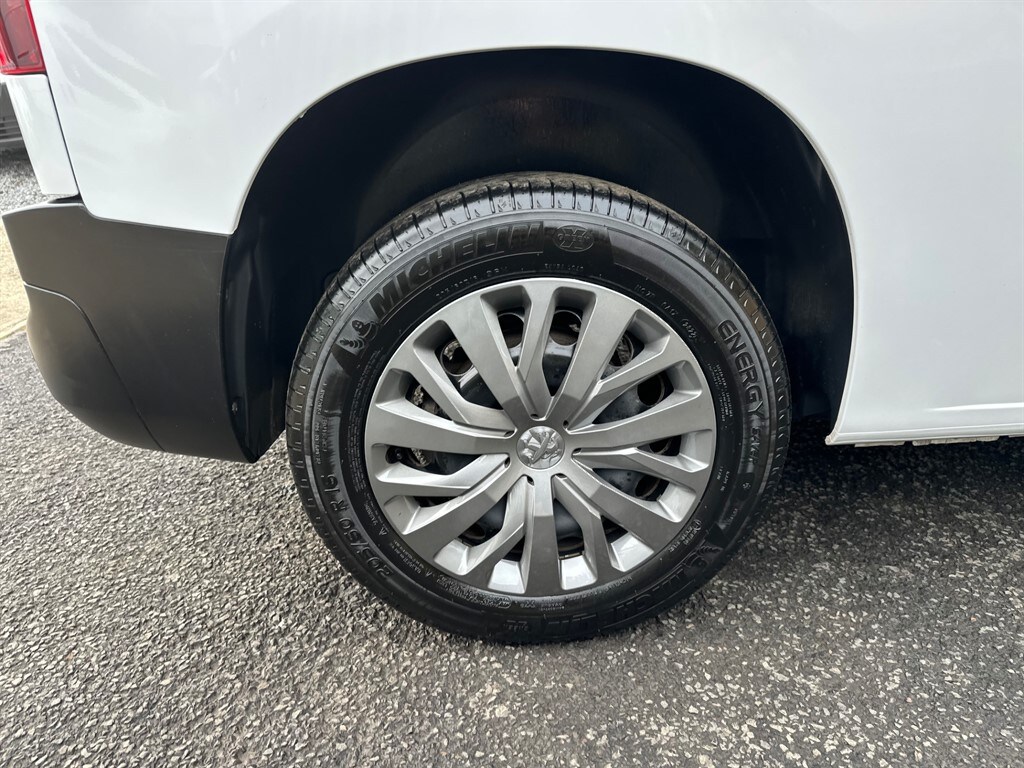 Used Peugeot Partner 2022 for sale - 76420710: Photo 43