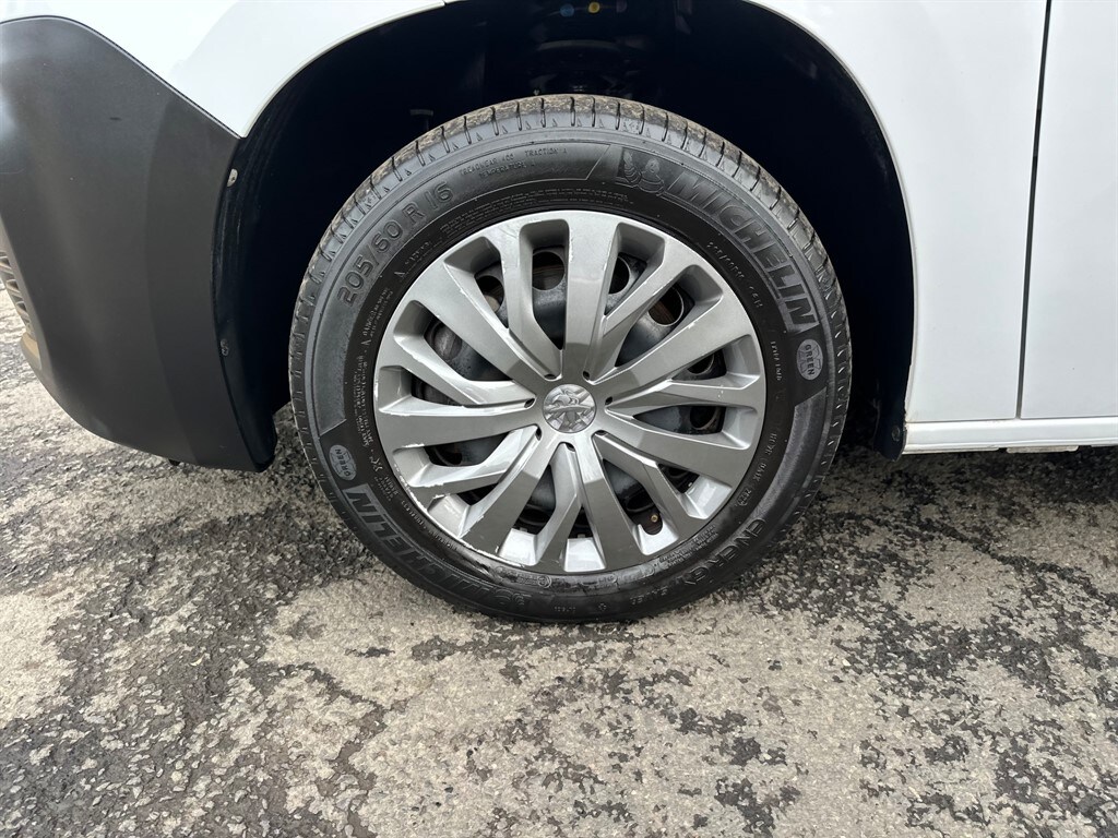 Used Peugeot Partner 2022 for sale - 76420710: Photo 45