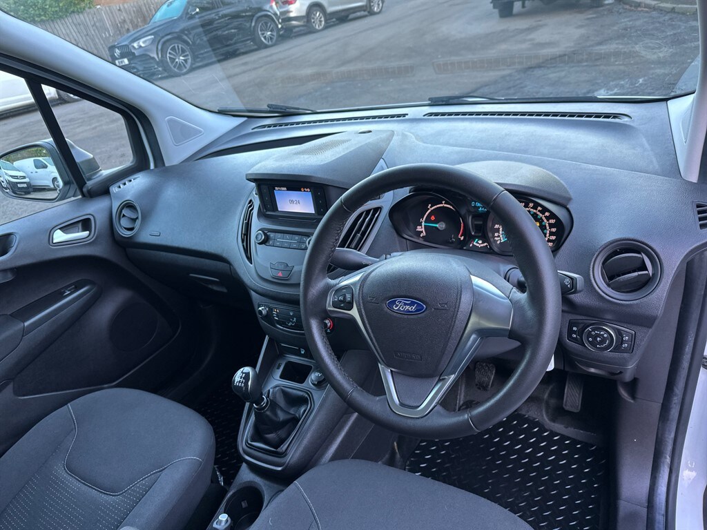 Used Ford Transit Courier 2019 for sale - 76420692: Photo 34