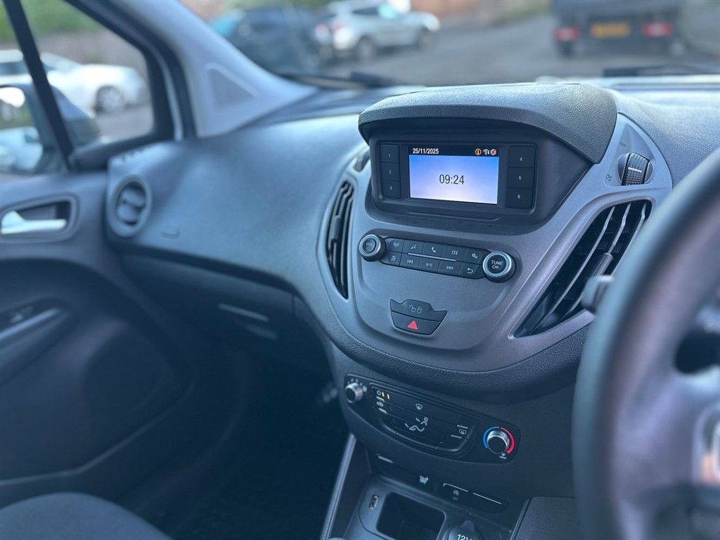 Used Ford Transit Courier 2019 for sale - 76420692: Photo 36