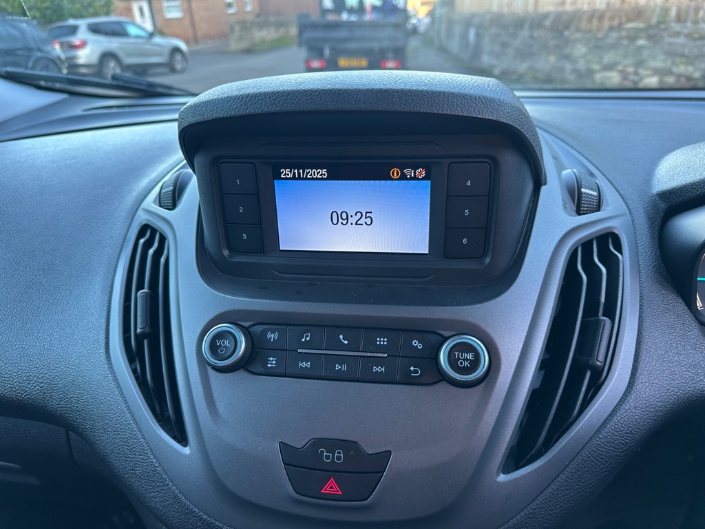 Used Ford Transit Courier 2019 for sale - 76420692: Photo 38