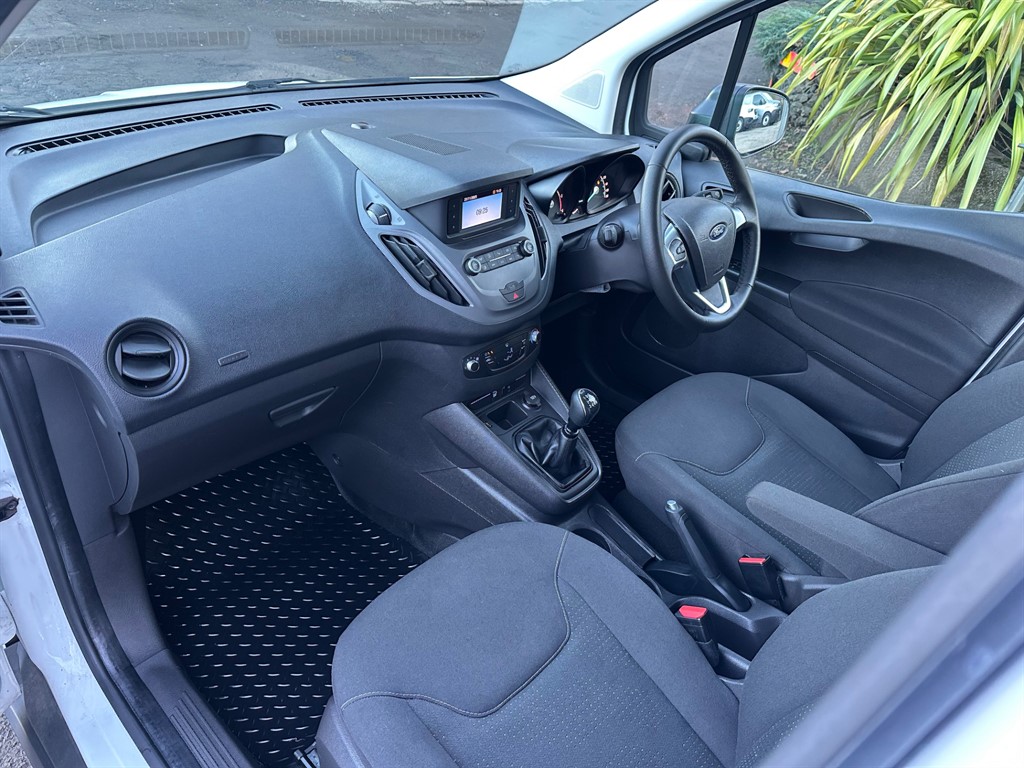Used Ford Transit Courier 2019 for sale - 76420692: Photo 46