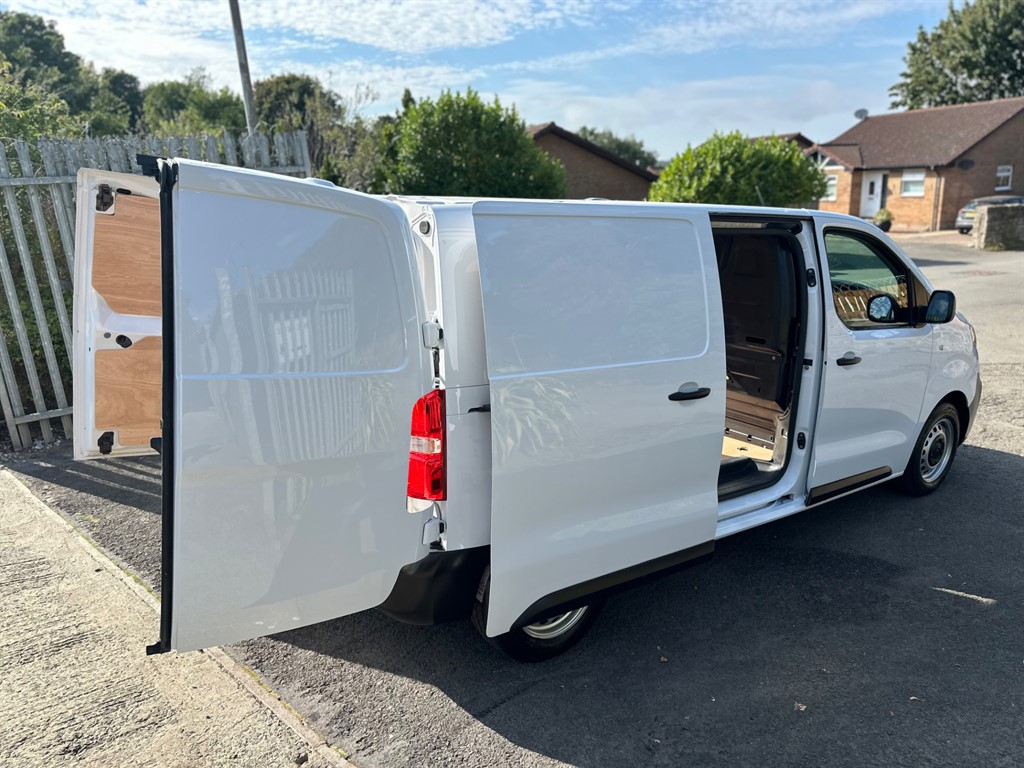 Used Citroen Dispatch 2022 for sale - 76420724: Photo 15