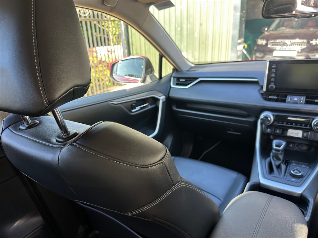 Used Toyota RAV4 2021 for sale - 76420730: Photo 28