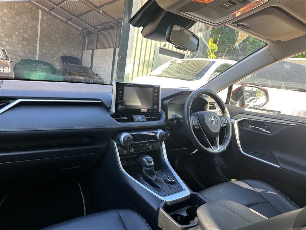 Used Toyota RAV4 2021 for sale - 76420730: Photo 33