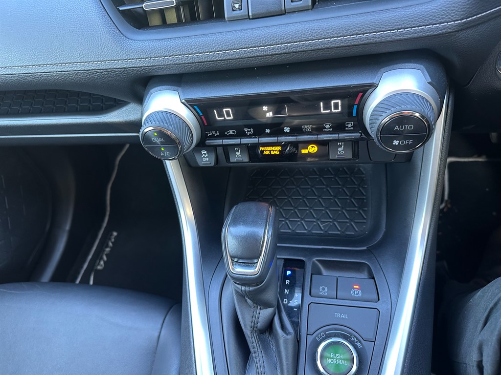 Used Toyota RAV4 2021 for sale - 76420730: Photo 45