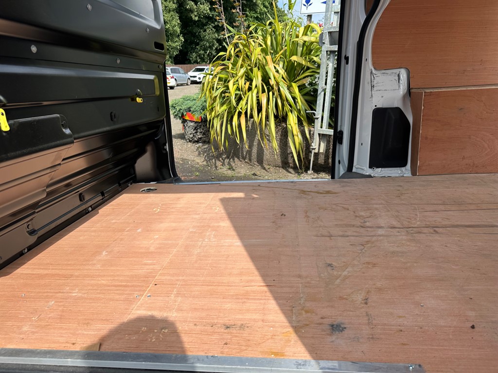 Used Vauxhall Vivaro 2022 for sale - 76420703: Photo 22