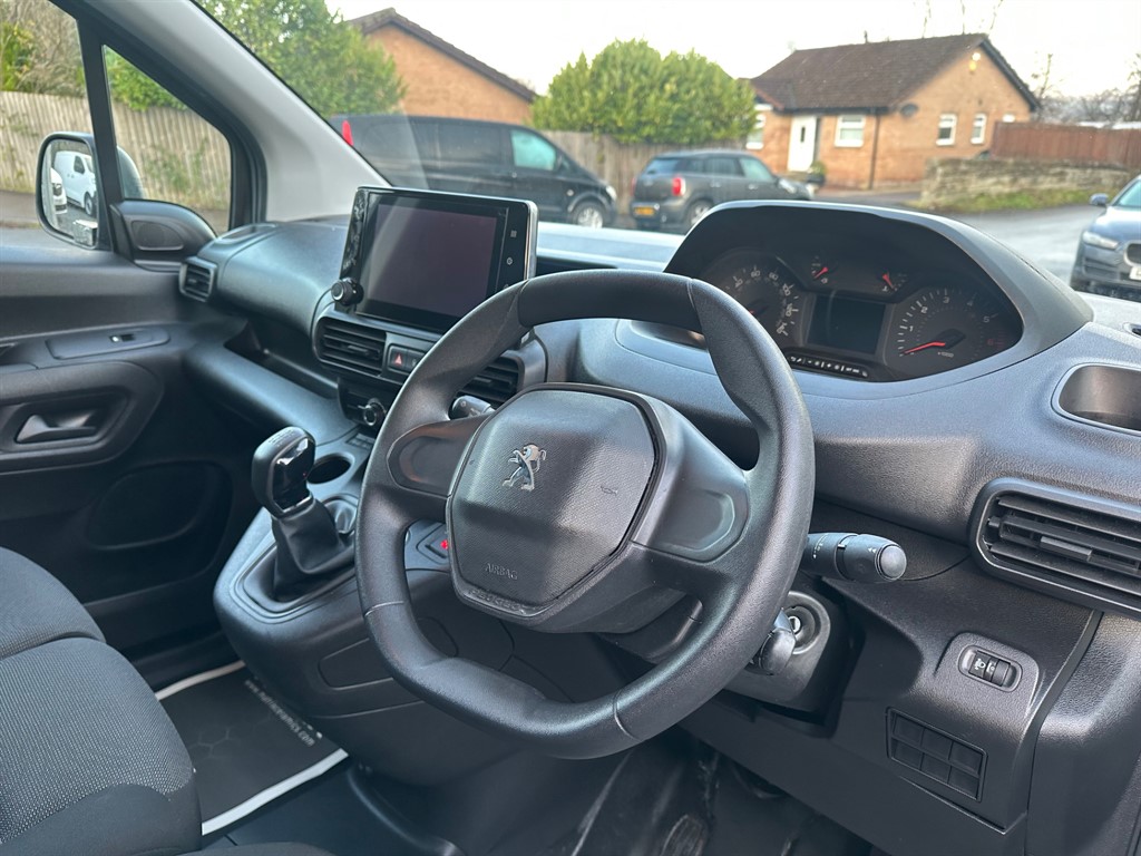 Used Peugeot Partner 2021 for sale - 76773660: Photo 25