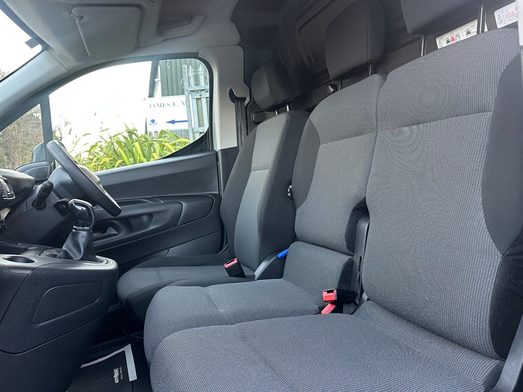 Used Peugeot Partner 2021 for sale - 76773660: Photo 27