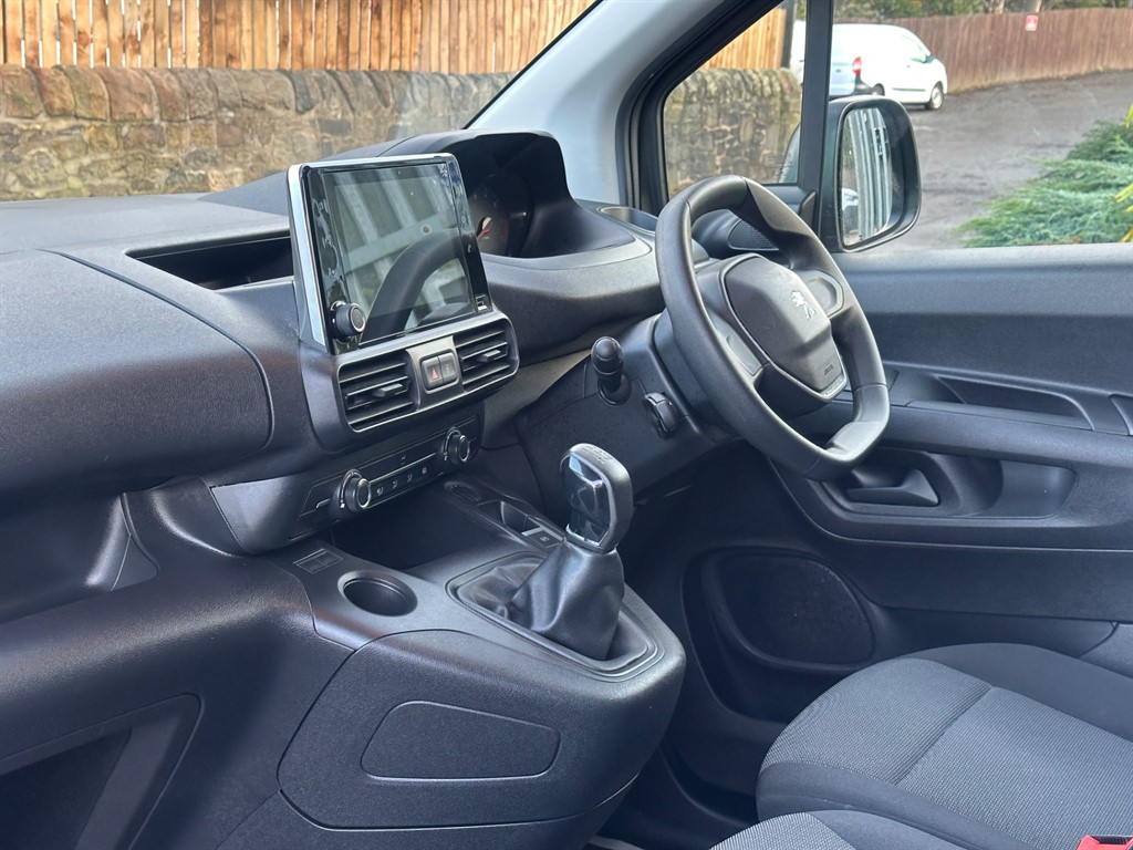 Used Peugeot Partner 2021 for sale - 76773660: Photo 28