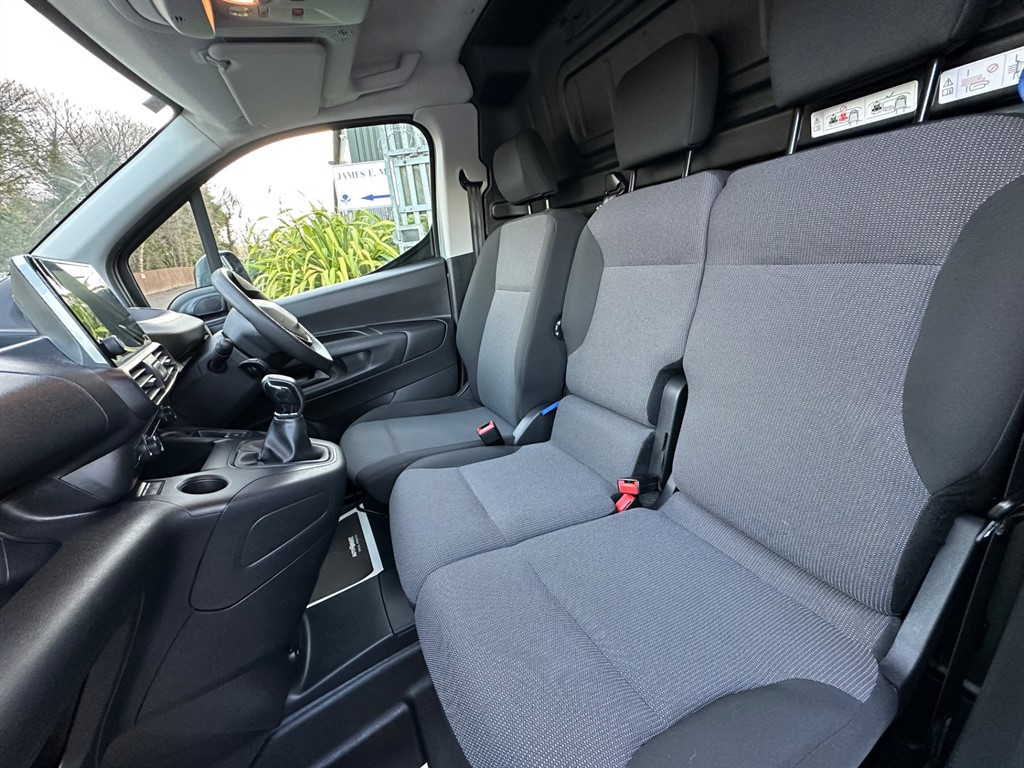 Used Peugeot Partner 2021 for sale - 76773660: Photo 30