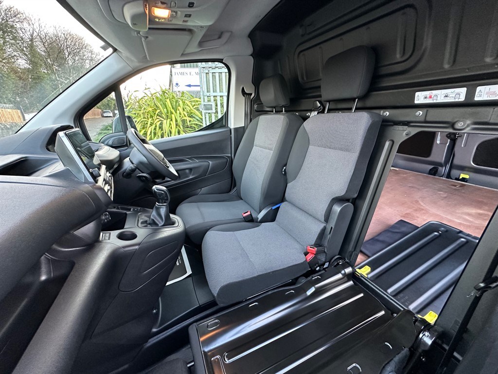 Used Peugeot Partner 2021 for sale - 76773660: Photo 41