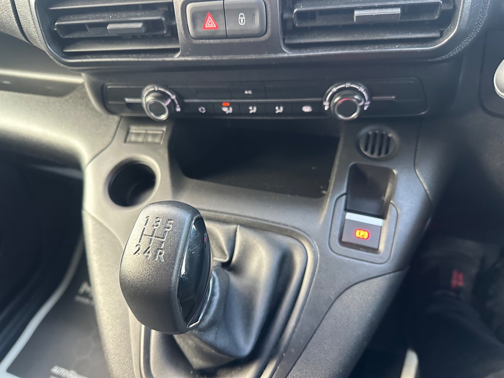 Used Peugeot Partner 2021 for sale - 76773660: Photo 49