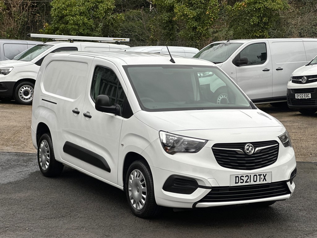 Used Vauxhall Combo 2021 for sale - 76615899: Photo 1