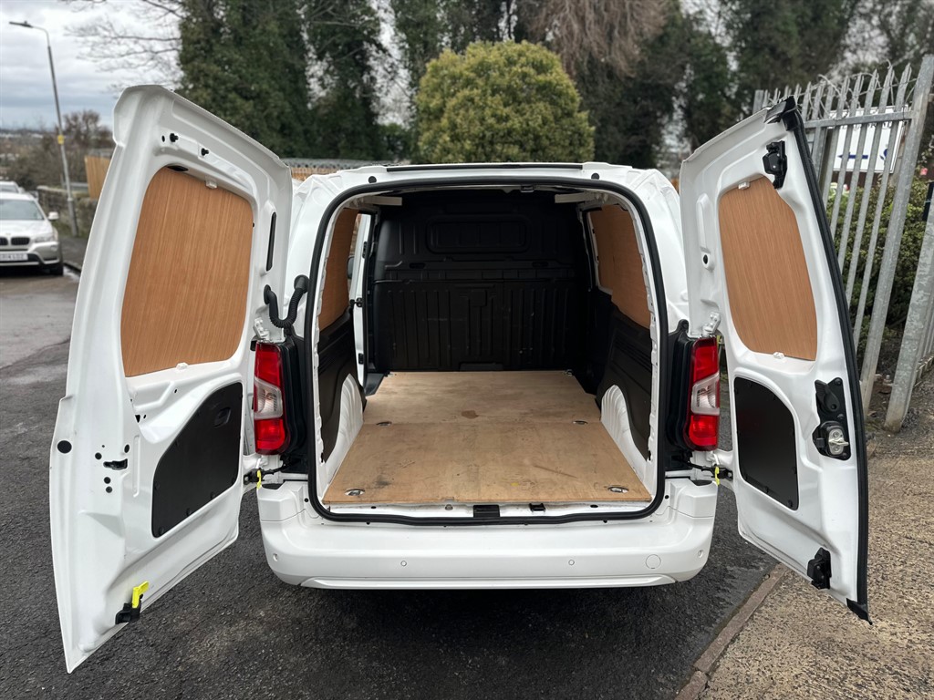 Used Vauxhall Combo 2021 for sale - 76615899: Photo 9