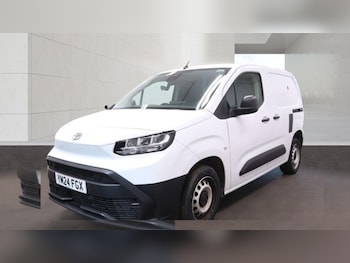 Used Toyota ProAce 2024 for sale - 79232249: Photo