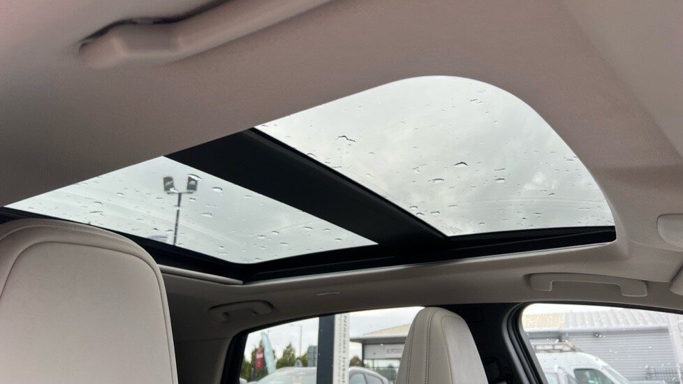 Used Nissan ARIYA 2024 for sale - 76868819: Photo 32