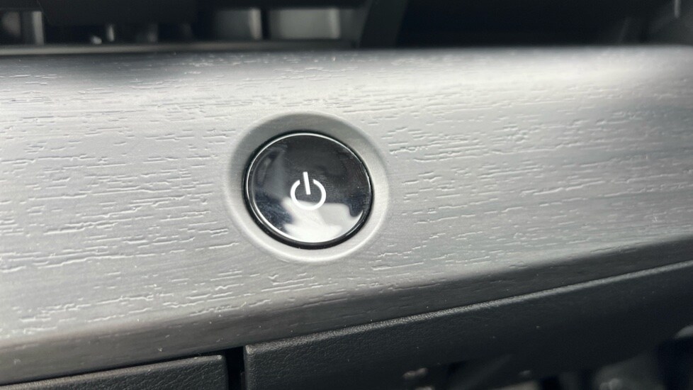 Used Nissan ARIYA 2024 for sale - 76868819: Photo 42