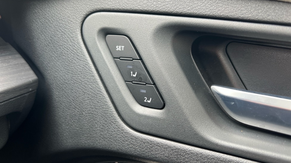 Used Nissan ARIYA 2024 for sale - 76868819: Photo 45