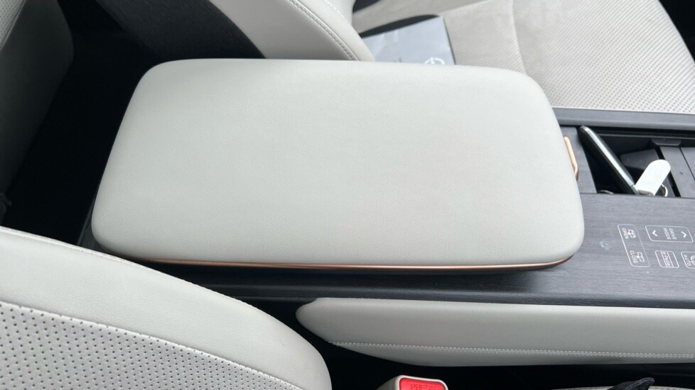 Used Nissan ARIYA 2024 for sale - 76868819: Photo 47