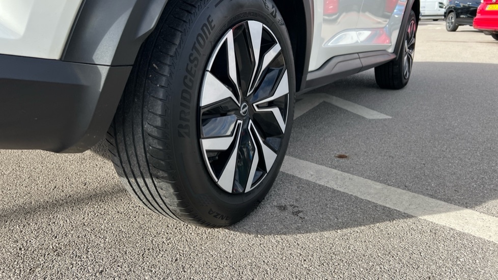 Used Nissan Juke 2023 for sale - 76311879: Photo 44