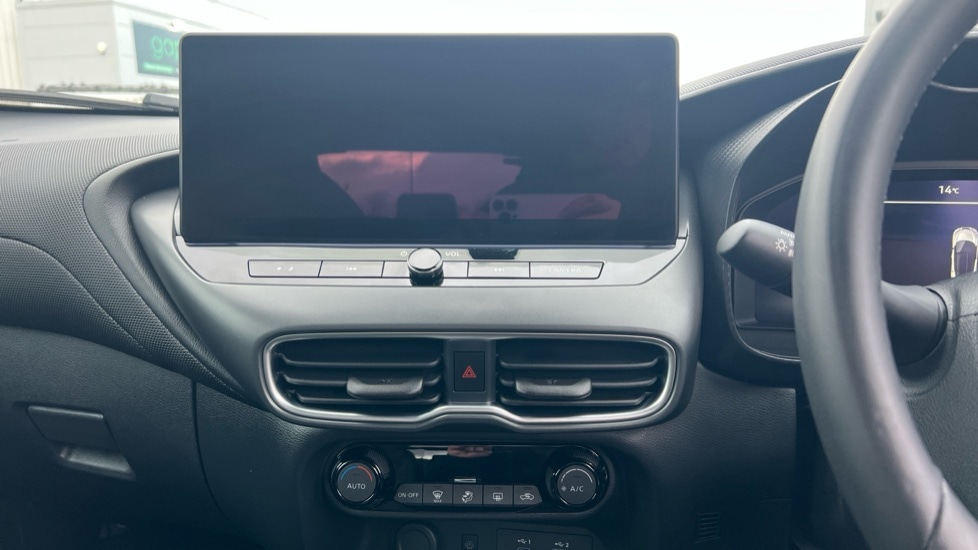 Used Nissan Juke 2024 for sale - 76873832: Photo 15