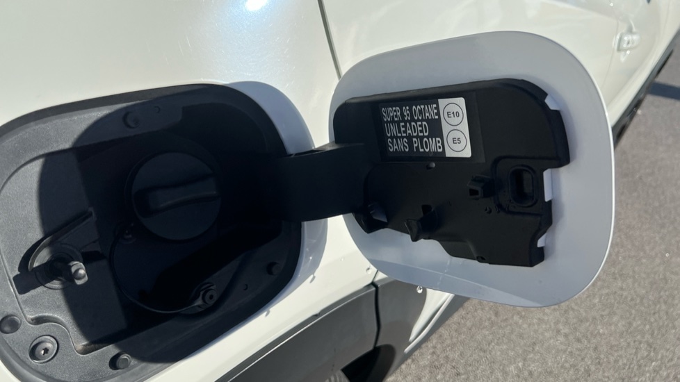 Used Nissan Juke 2023 for sale - 76140344: Photo 25